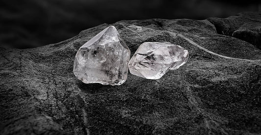 what does a raw diamond look like?