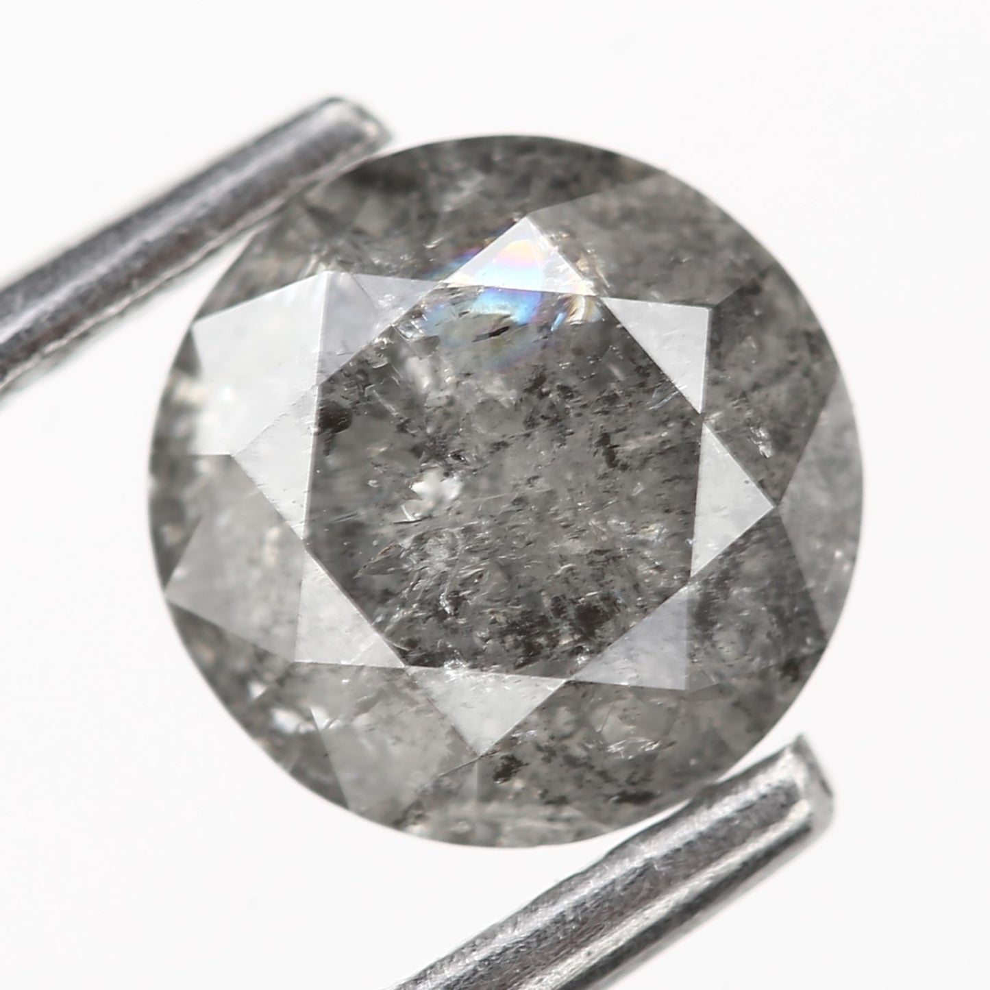 0.92 Ct. Round Brilliant Cut Fancy Gray Color Natural Diamond 6.10 mm