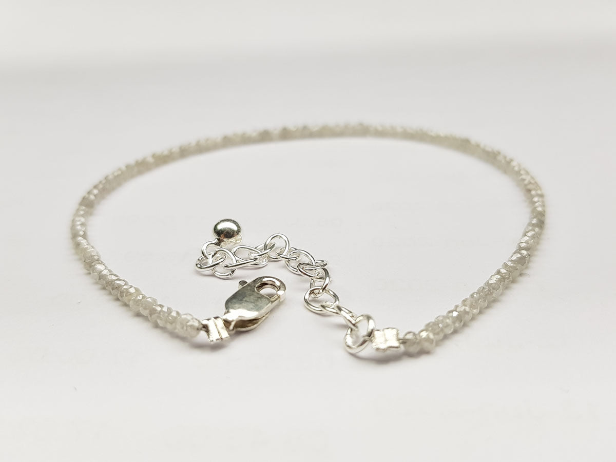 Natural White Color Round Polished Loose Diamond Beads 7.00" Bracelet