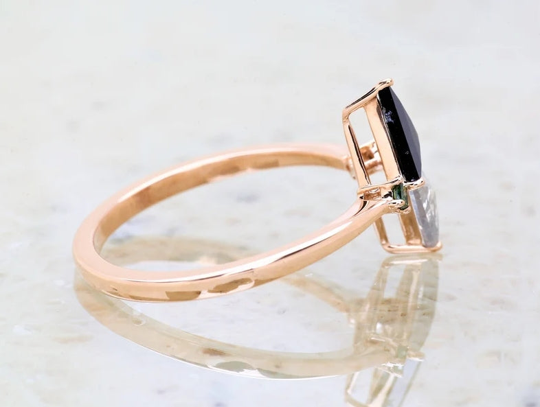Salt and Pepper Diamond Ring / Art Deco Engagement Ring / Triangle Diamond Ring / Art Deco Triangle Ring / Art Deco Diamond Ring