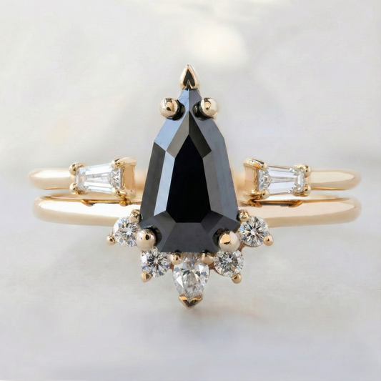 Geometric Shape Fancy Black Color Center Diamond Solid Gold Ring