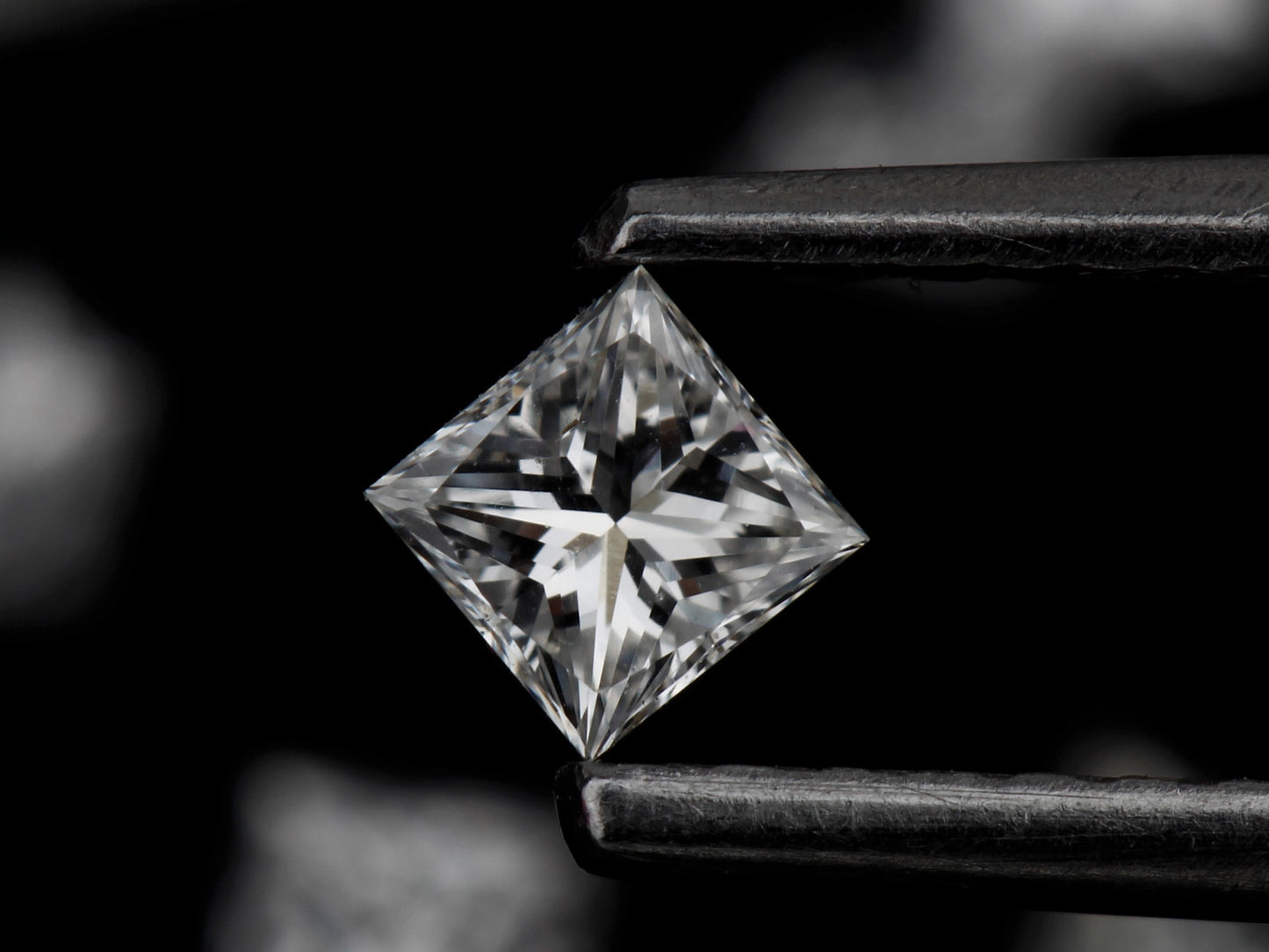 Princess Shape, White Natural Loose Diamond, SI2 Clarity, E/F Color 2.35 Carat