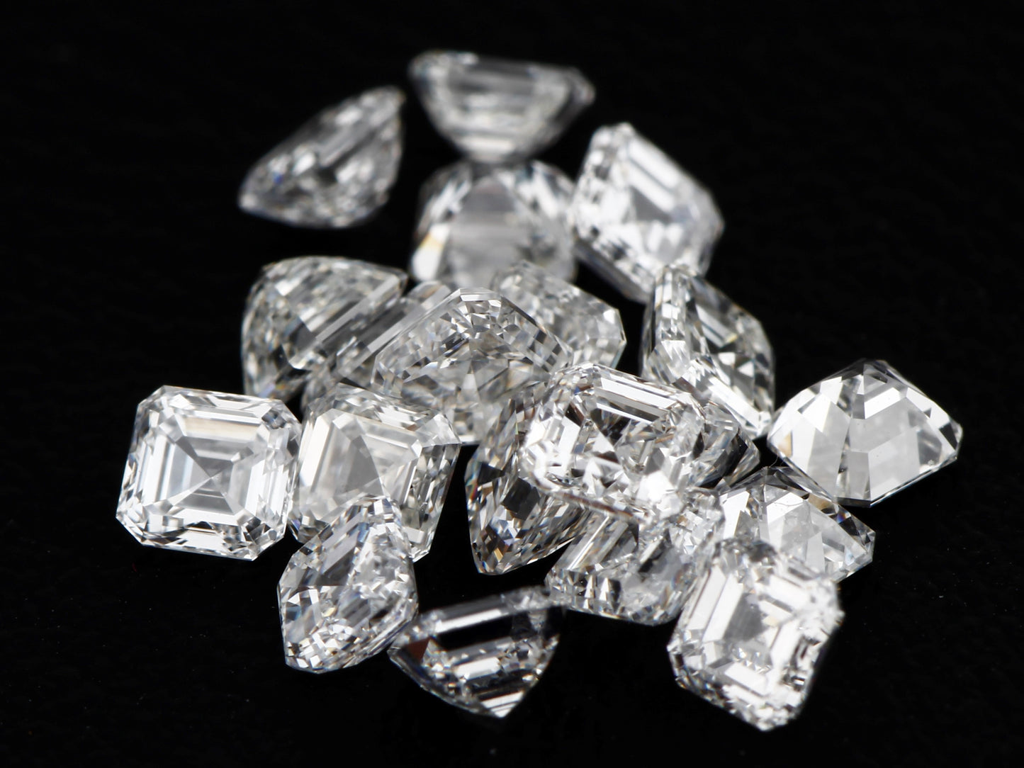 Buy VVS diamonds online at wholesale price star melee White Asscher Shape USA Canada