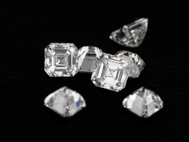 White Diamond, Asscher Shape, VS1 Clarity, F Color, 1 Carat