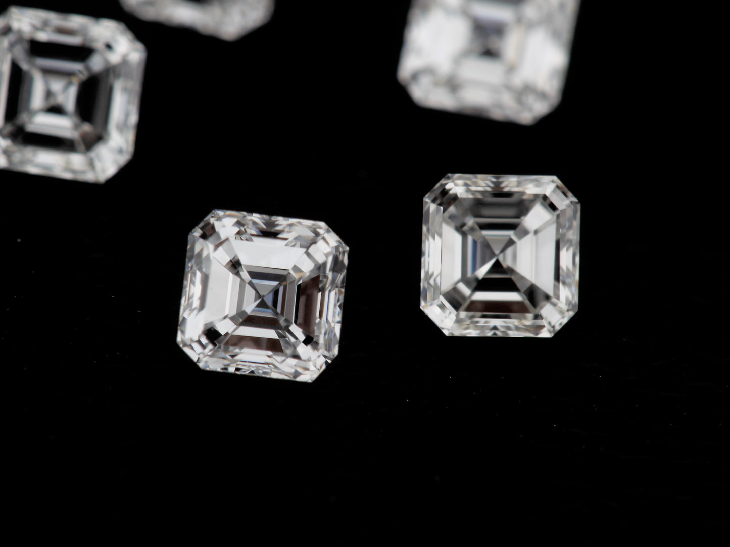 White Diamond, Asscher Shape, VS1 Clarity, F Color, 1 Carat
