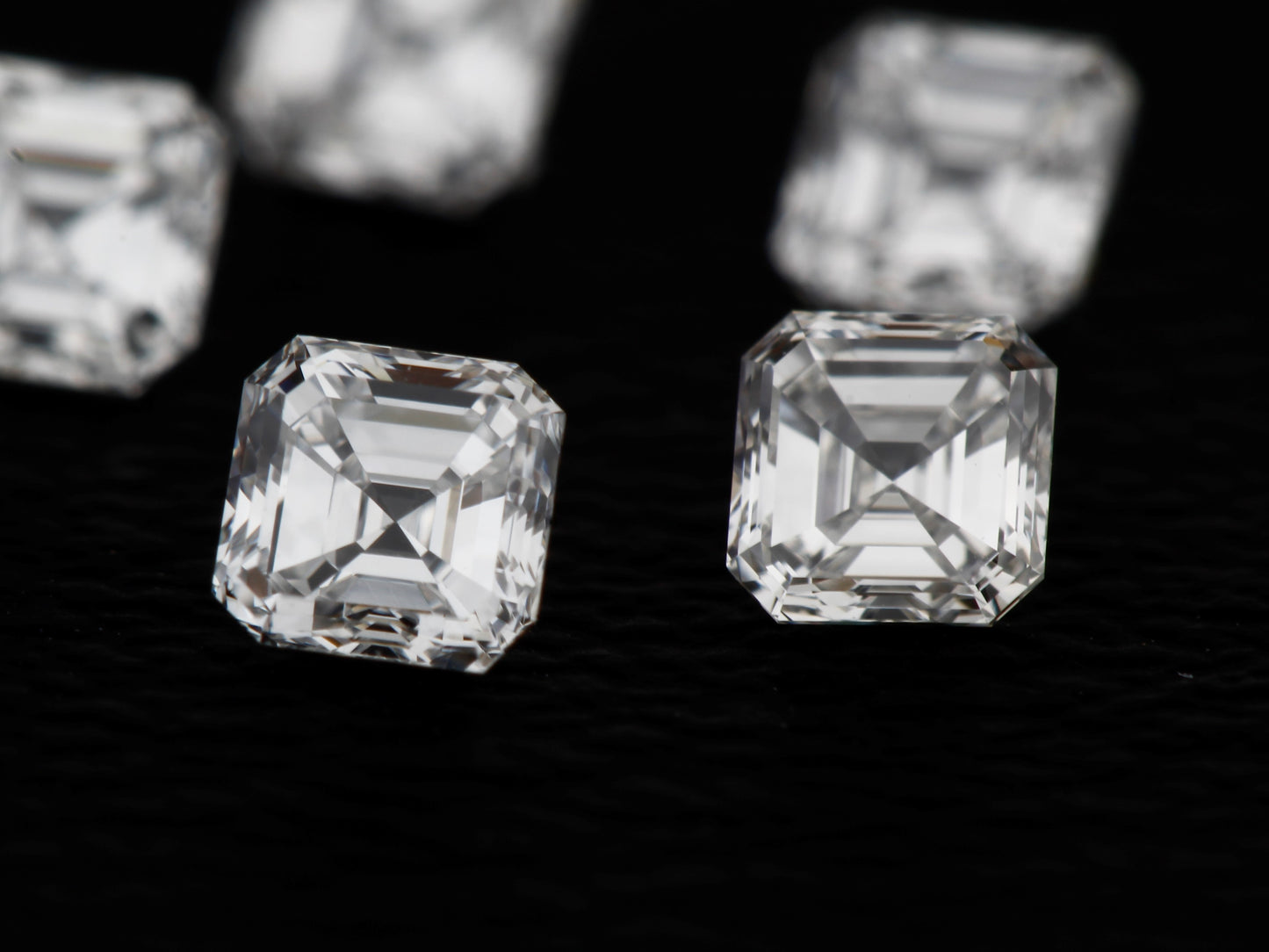 White Diamond, Asscher Shape, VS1 Clarity, F Color, 1 Carat