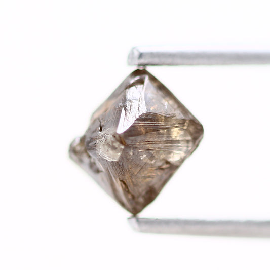 Octahedron Rough Natural Uncut Diamond Fancy 0.92 Carat Raw Diamond for Engagement Ring SDM7508