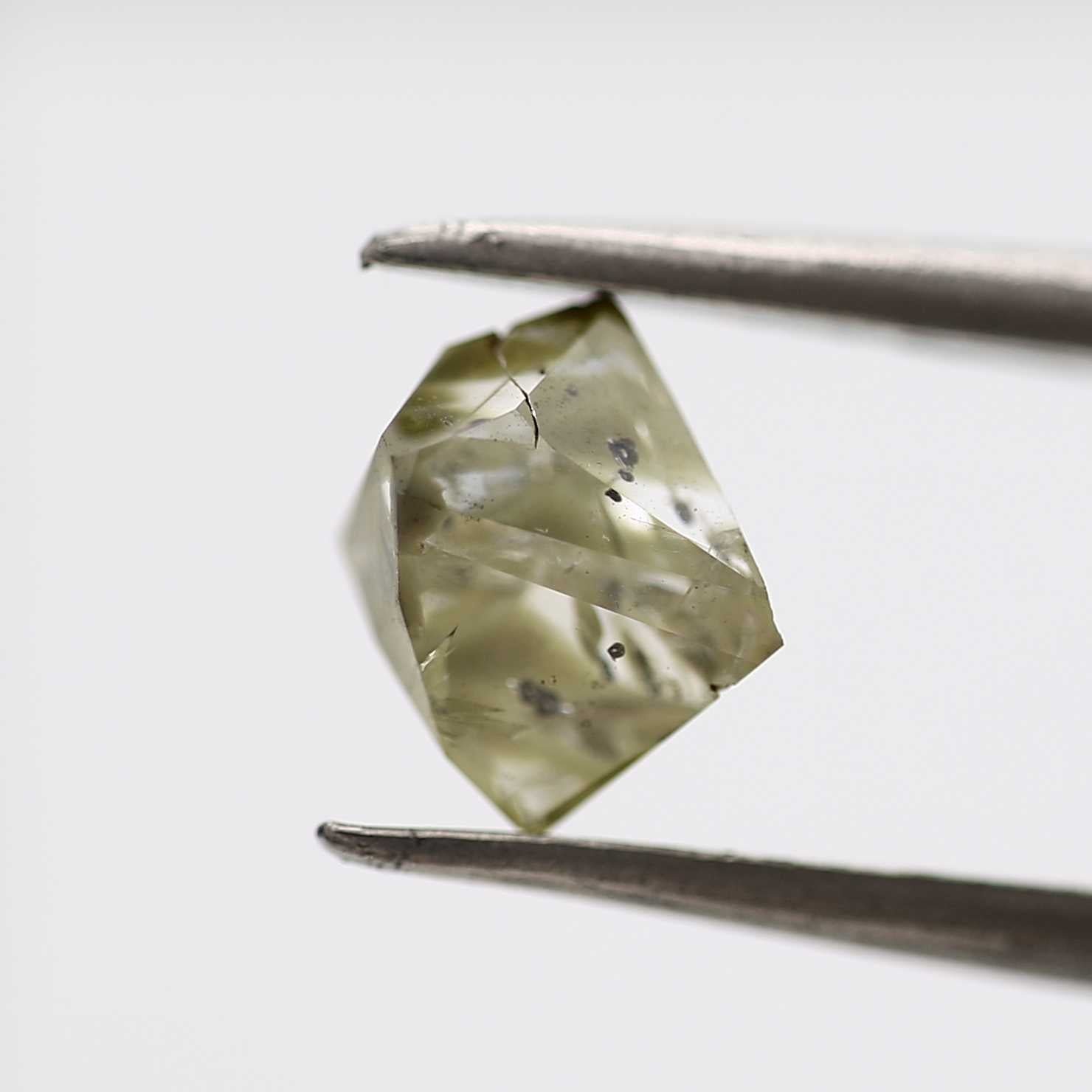 Octahedron Rough Natural Uncut Diamond Fancy 1.79 Carat Raw Diamond for Engagement Ring SDM9236