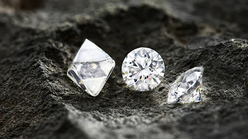 Rough Diamonds vs Polished Diamonds: Key Differences, Value & Buying Guide