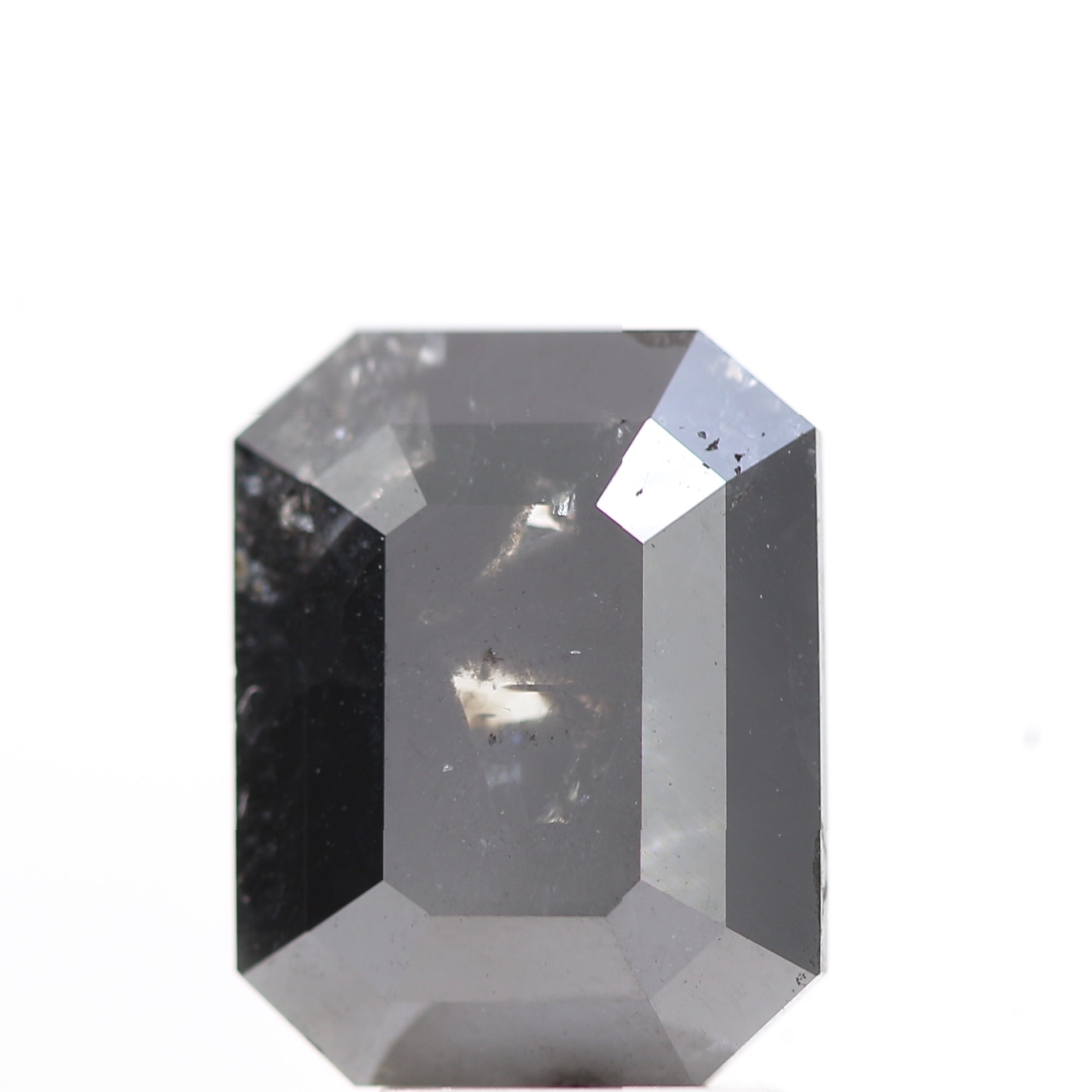 2.90 Carat Natural Black Emerald Full Cut Loose Diamond for Jewelery ( no color enhanced )