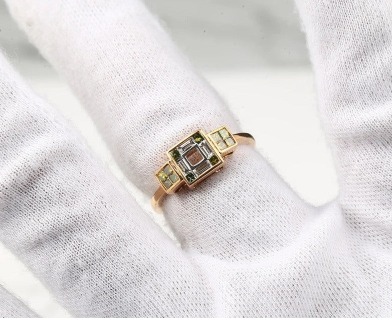 Baguette Engagement Ring / Art Deco Engagement Ring / Green Princess Diamond Ring / Vintage Ring / Art Deco Diamond Ring / Christmas Gift
