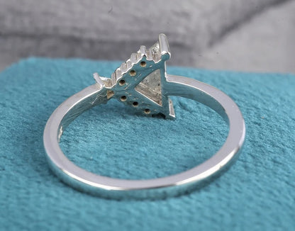 Salt and Pepper diamond Ring, Triangle Wedding Ring, triangle diamond ring, salt and pepper engagement ring, Anniversary Ring Gift for Her