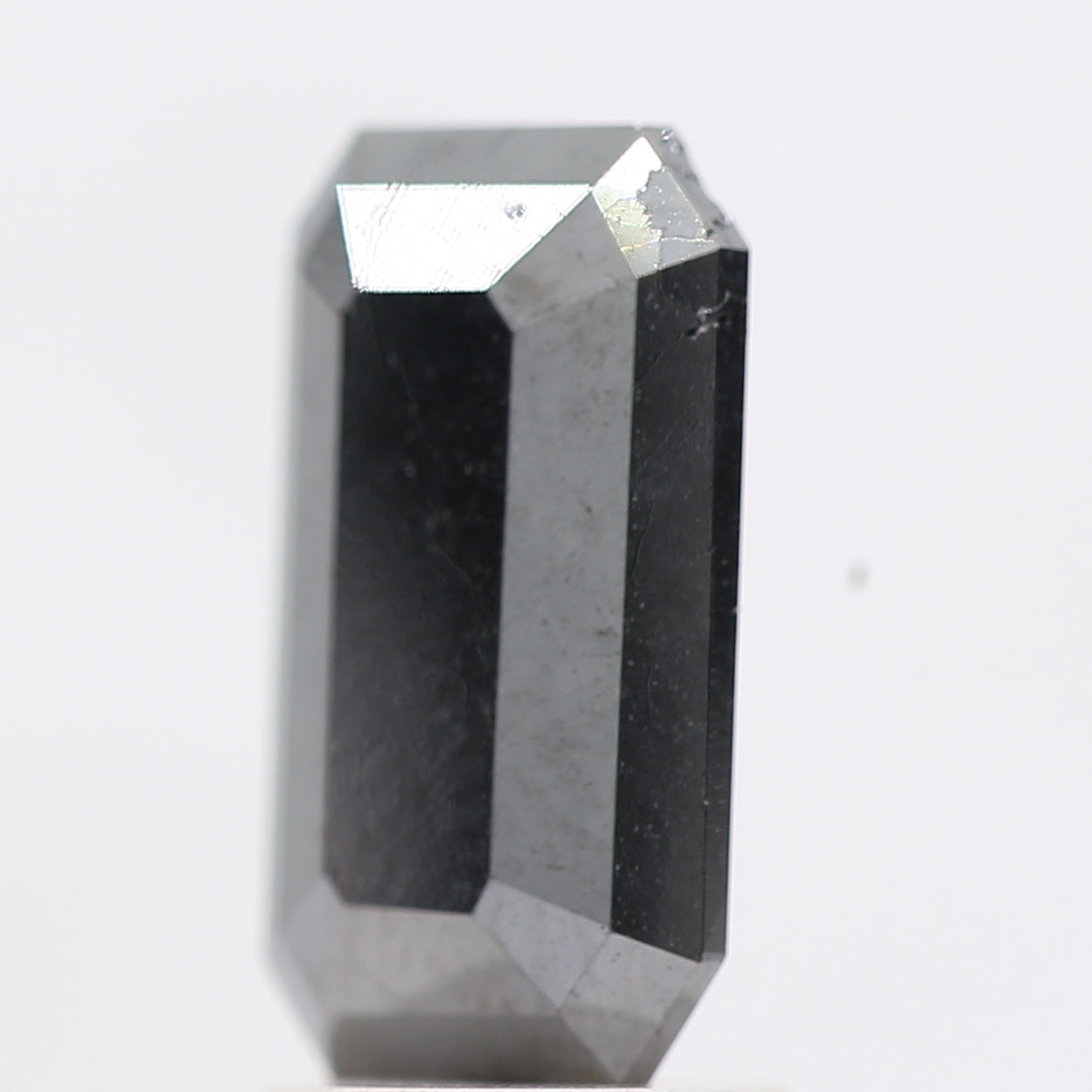 2.46 Ct Natural Black Emerald Full Cut Loose Diamond for Jewelery