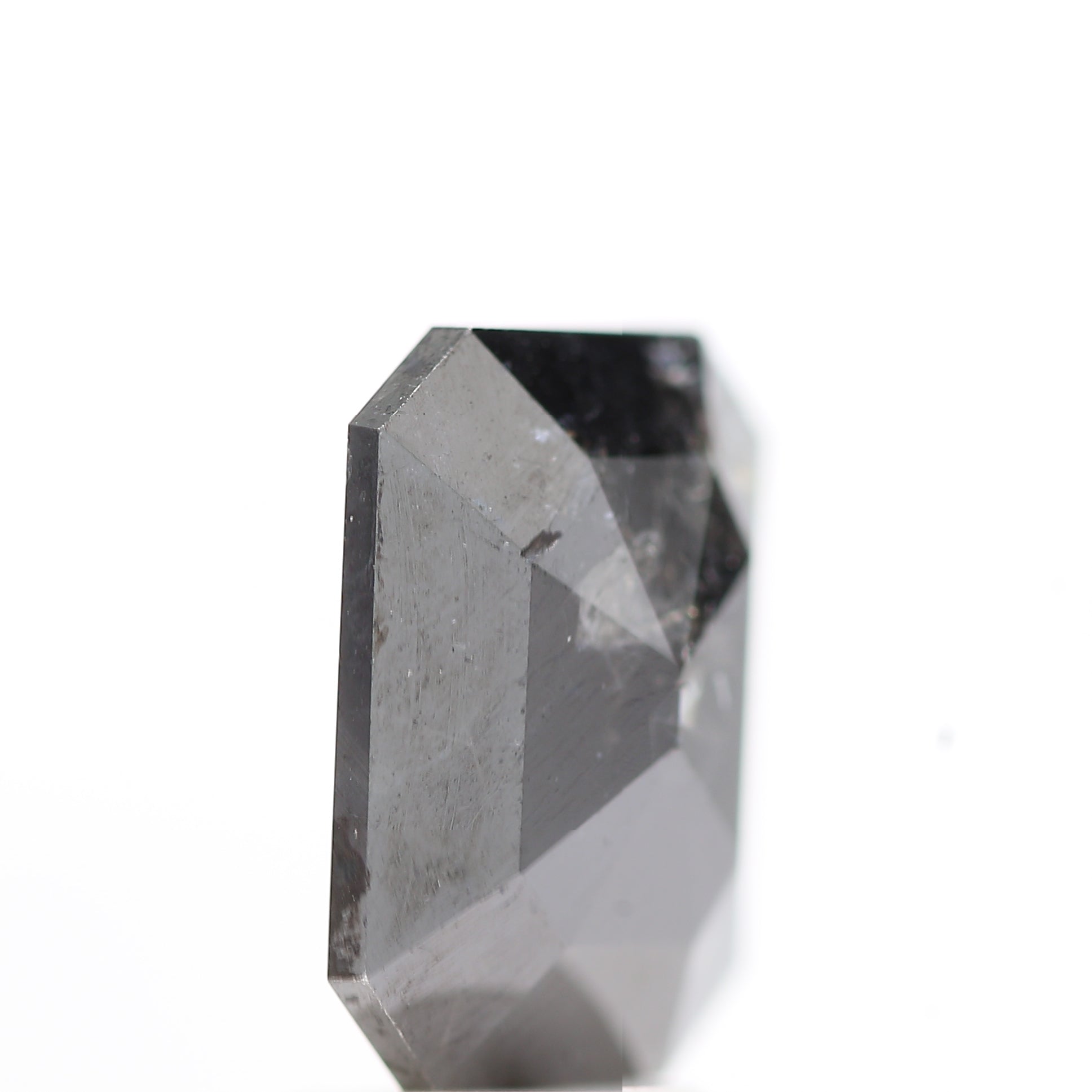 2.90 Carat Natural Black Emerald Full Cut Loose Diamond for Jewelery ( no color enhanced )