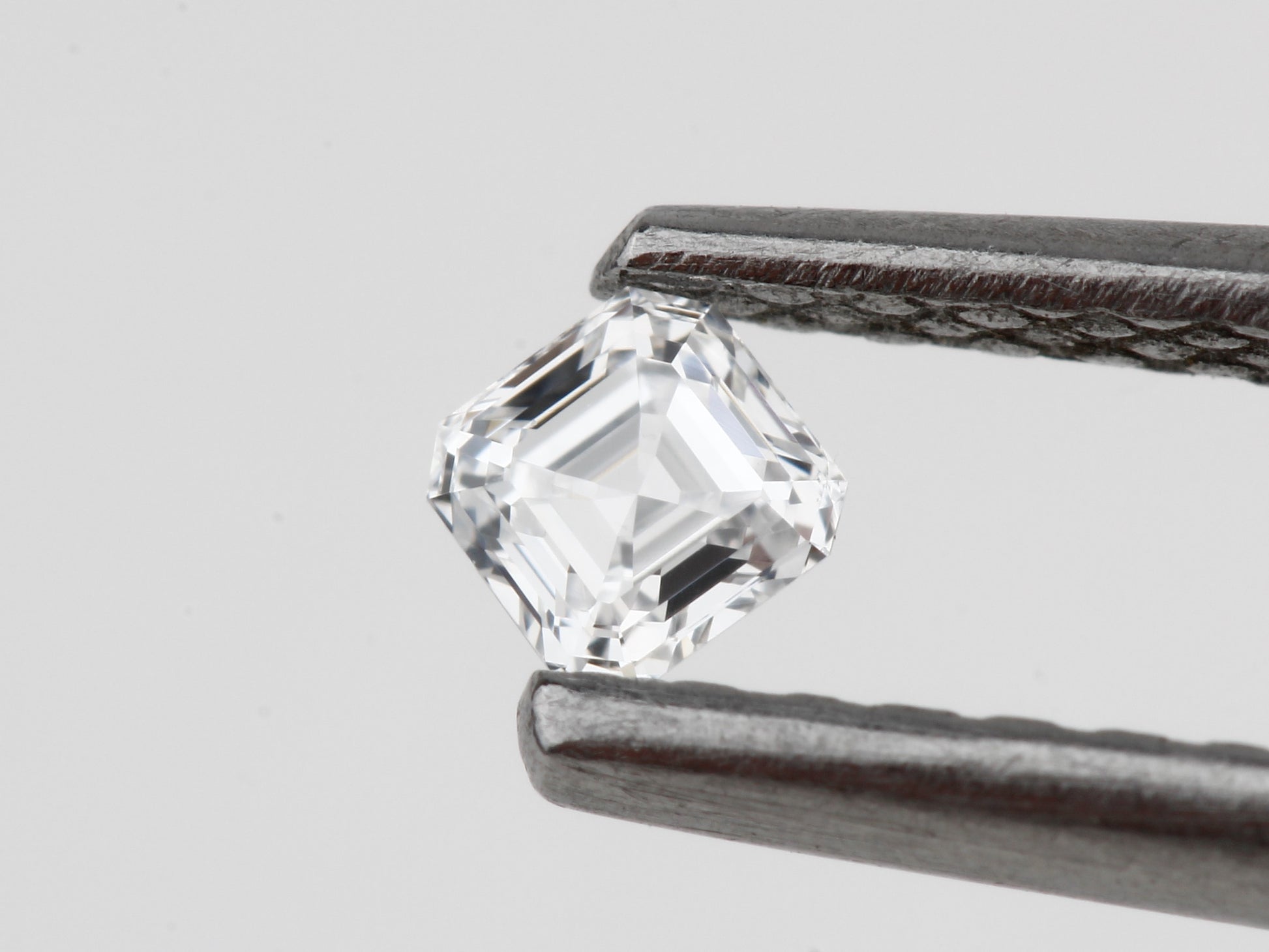White Diamond, Asscher Shape, VS1 Clarity, F Color