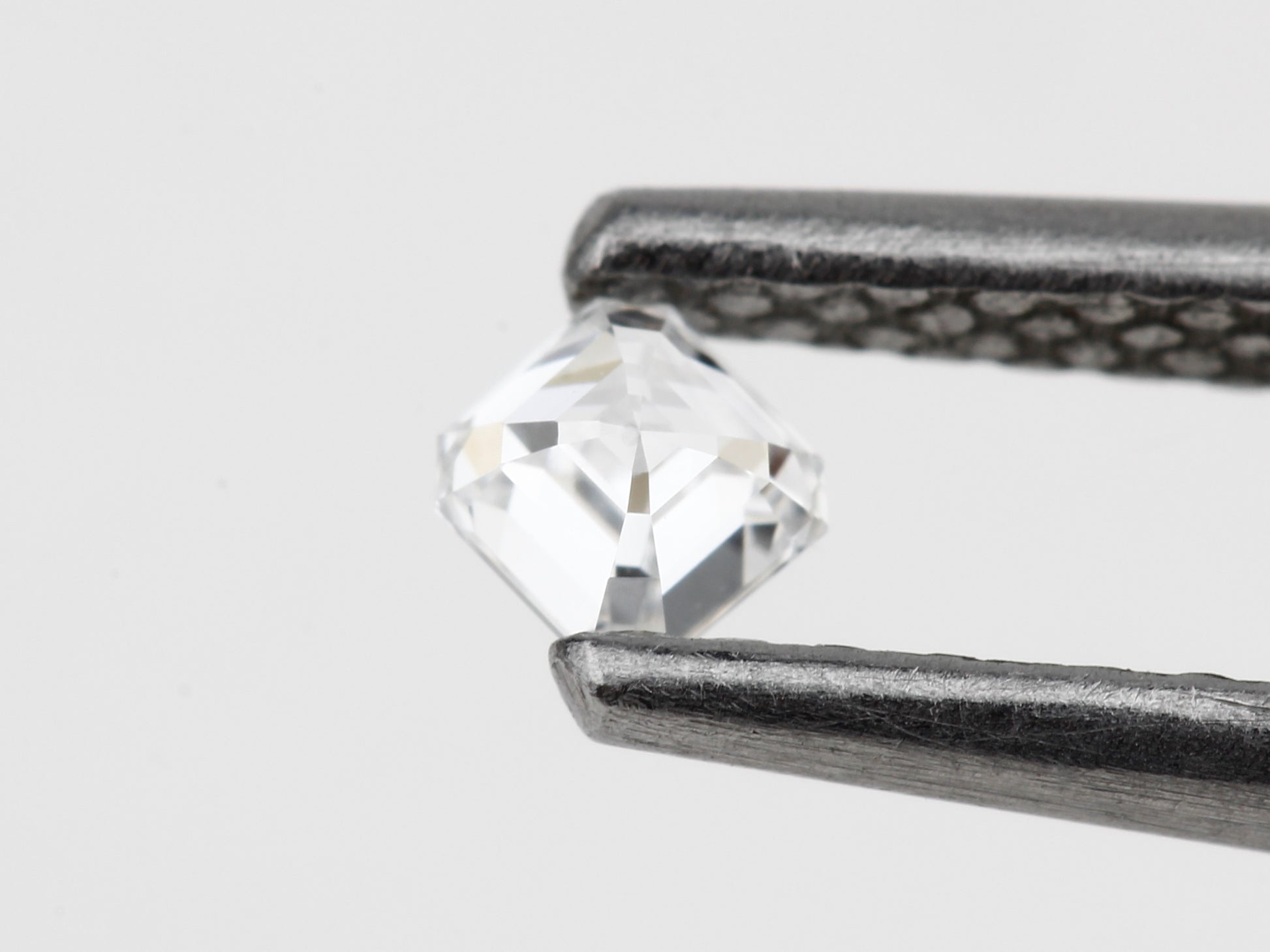 White Diamond, Asscher Shape, VS1 Clarity, F Color