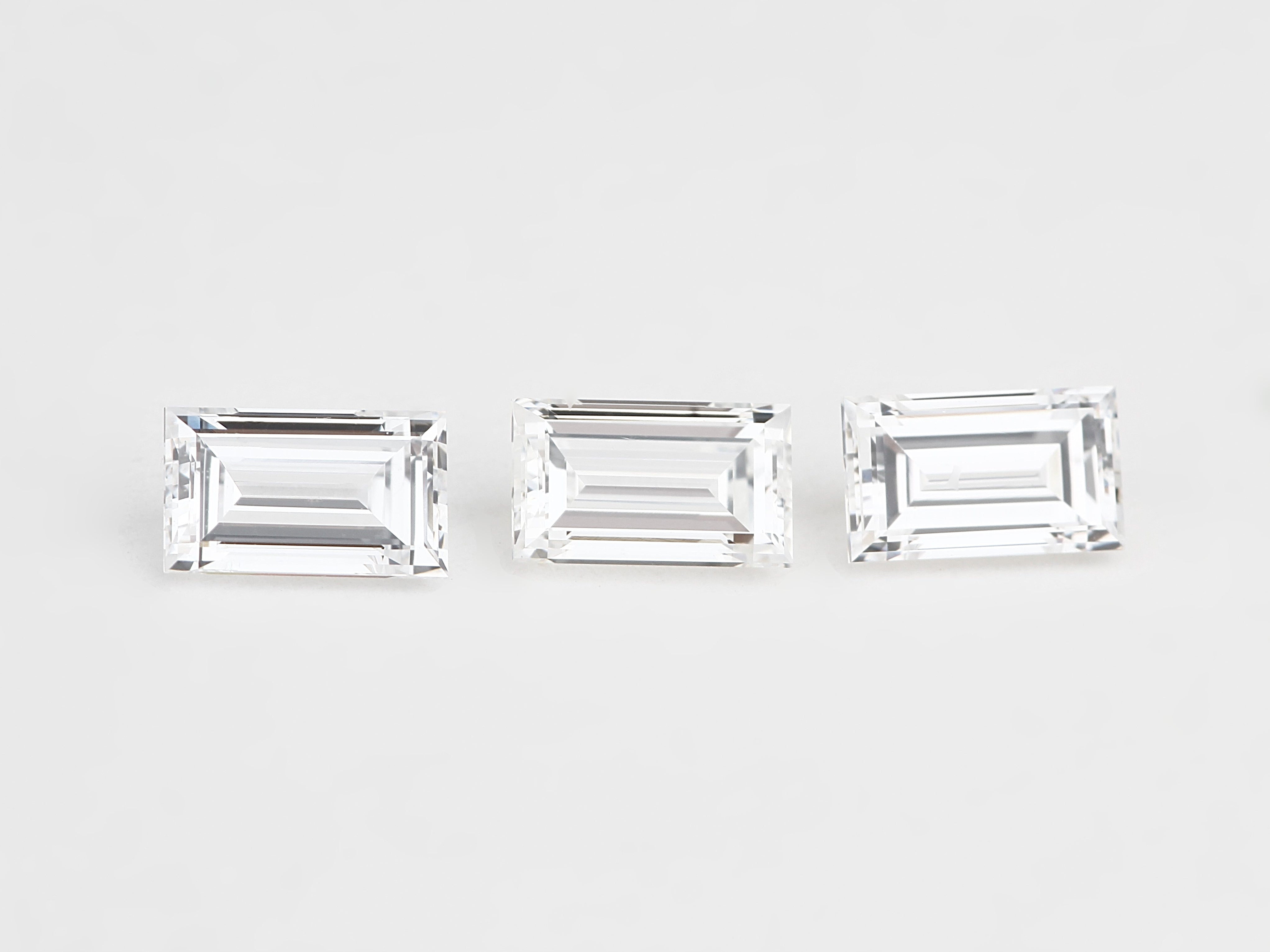 Baguette Diamonds Excellent Cut VVS2 Clarity E/F Color