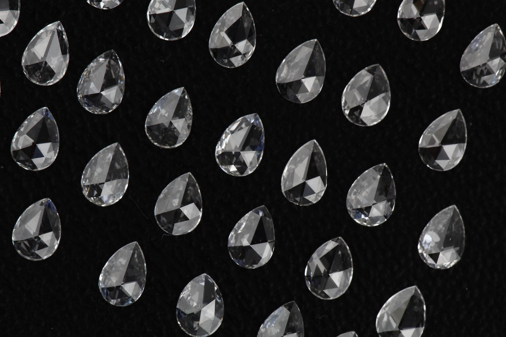Pear Shape Rose Cut, Natural White Diamond, VS Clarity