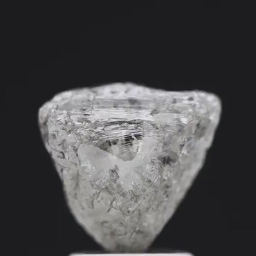 Triangle Rough Natural Uncut Diamond Fancy 2.11 Carat Raw Diamond for Engagement Ring SDM2694