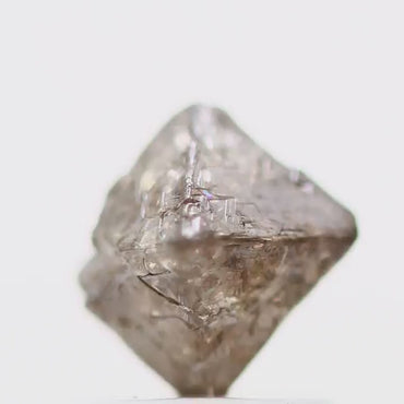 Octahedron Rough Natural Uncut Diamond Fancy 1.06 Carat Raw Diamond for Engagement Ring SDM7503