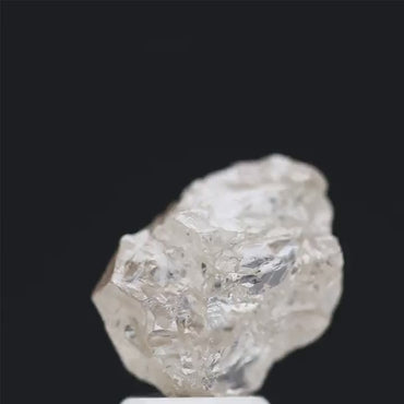 Natural Rough White Crystal Raw White Uncut Diamond 3.10 Carat Design Rough Diamond Engagement Ring